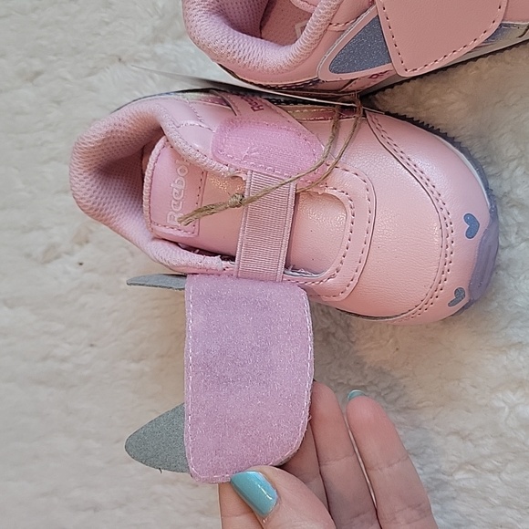 Reebok Royal Classic Unicorn Jogger Sneaker | Size 4 (Toddler) - Picture 9 of 10